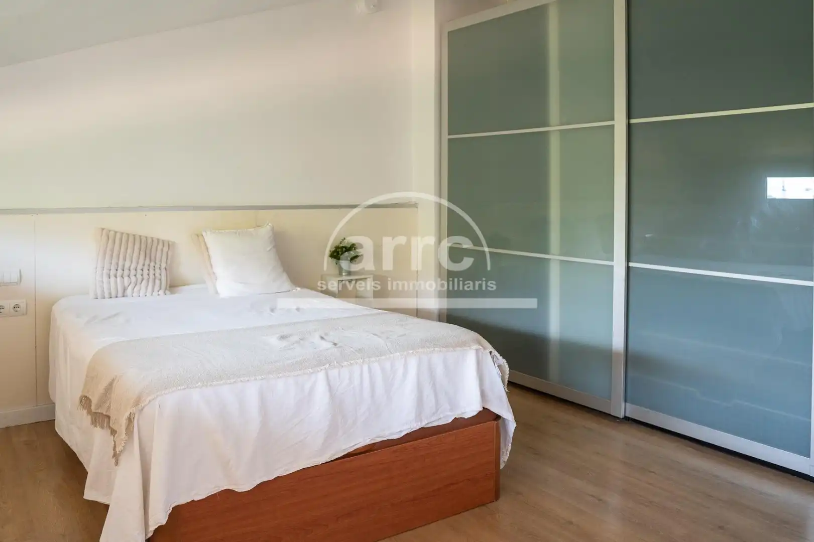 Habitación de Casa adosada en venta en Vilassar de Dalt con Aire acondicionado, Calefacción y Terraza