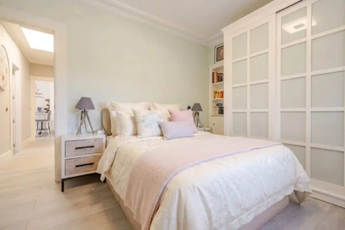 Habitación de Casa o chalet en venta en Boadilla del Monte con Aire acondicionado, Calefacción y Jardín privado