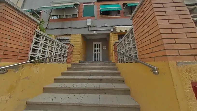 Vista exterior de Pis en venda en Sant Boi de Llobregat