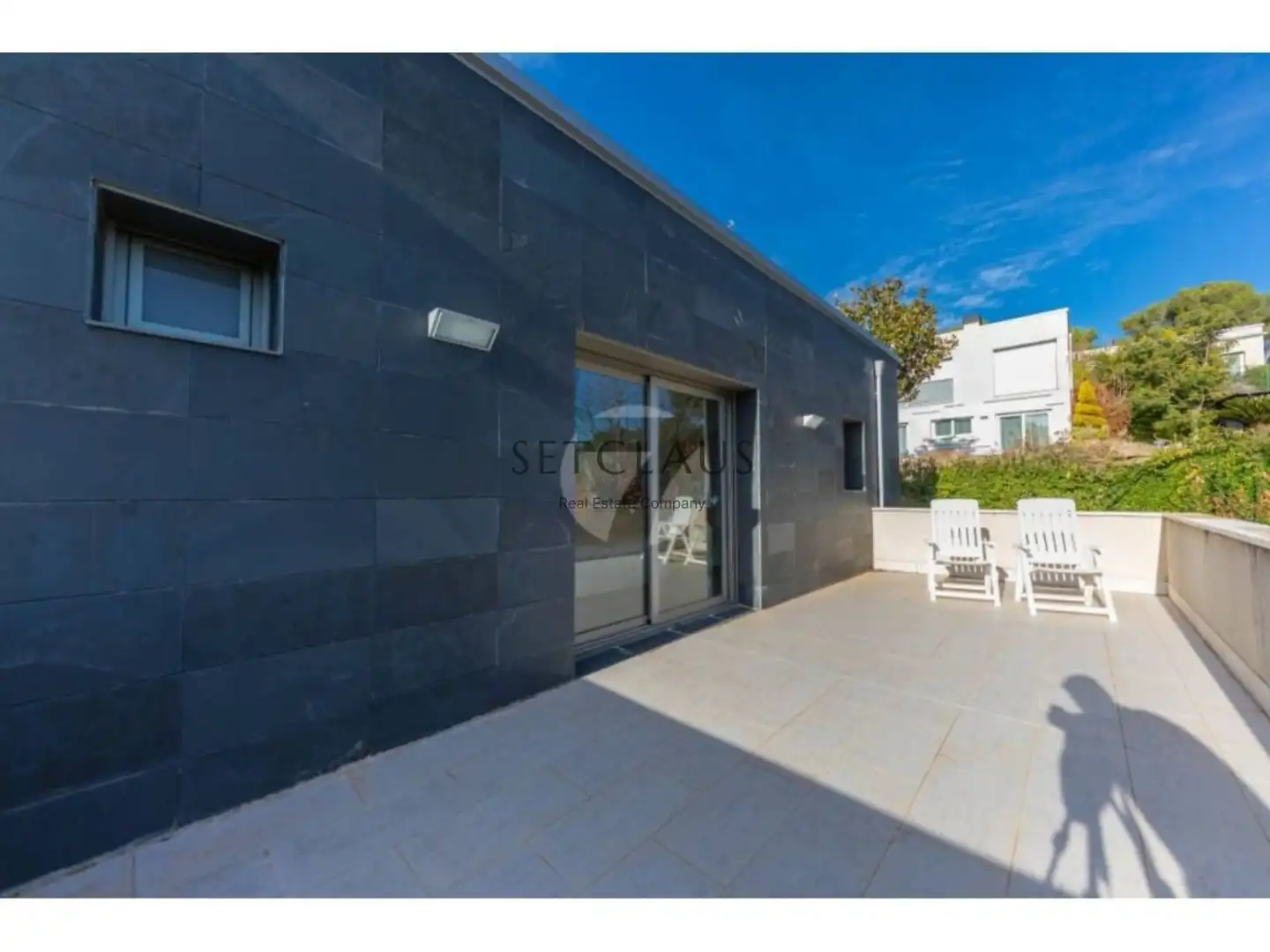 Vista exterior de Casa o xalet en venda en Vallromanes amb Aire condicionat, Calefacció i Jardí privat
