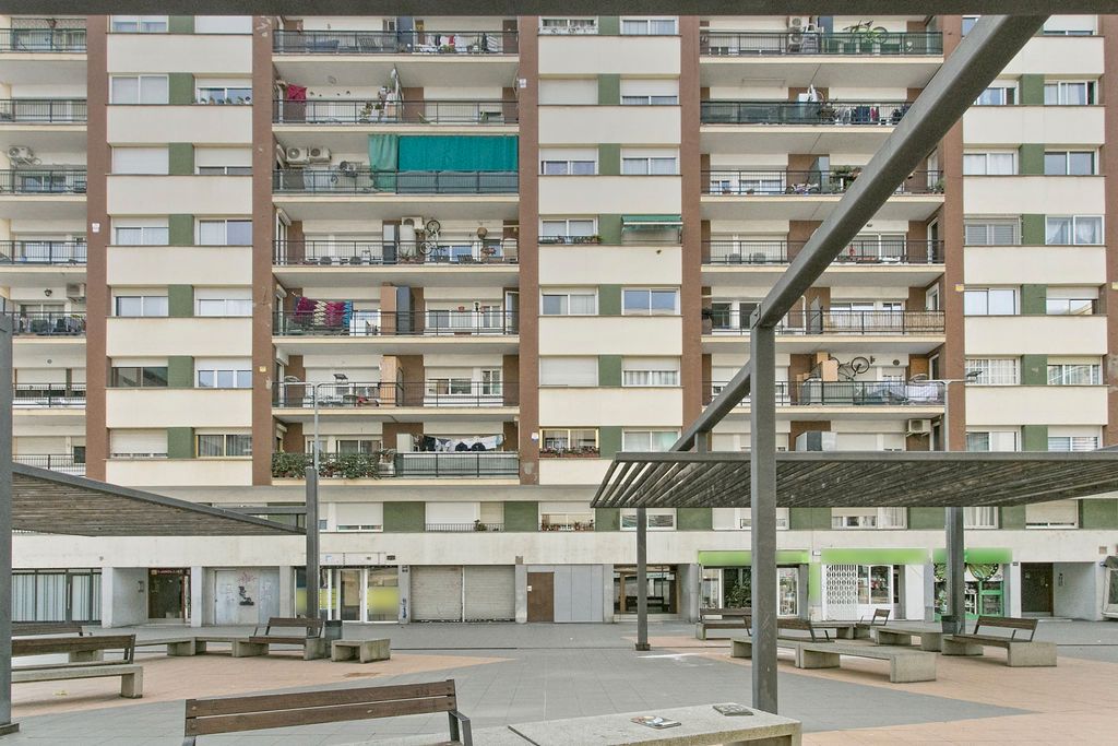 Exterior view of Flat for sale in Rubí  with Storage room