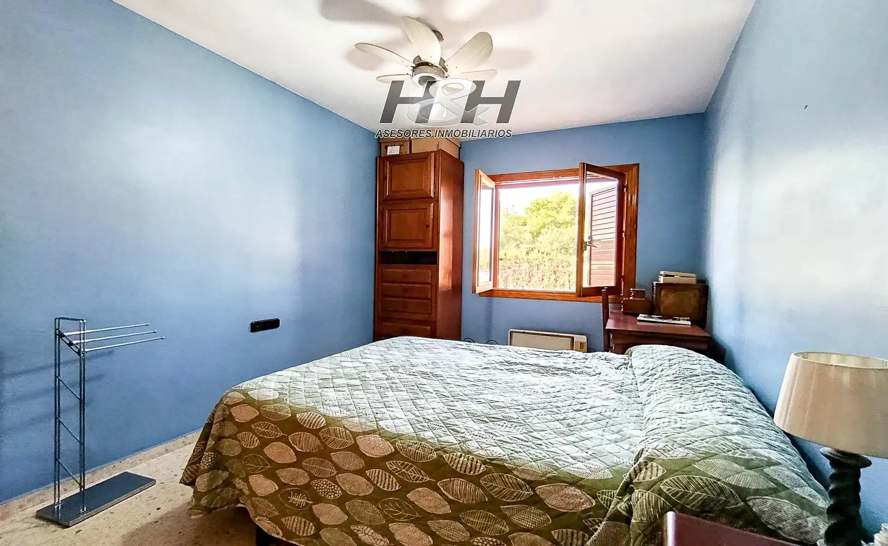 Dormitori de Casa o xalet en venda en Riba-roja de Túria amb Aire condicionat, Calefacció i Jardí privat
