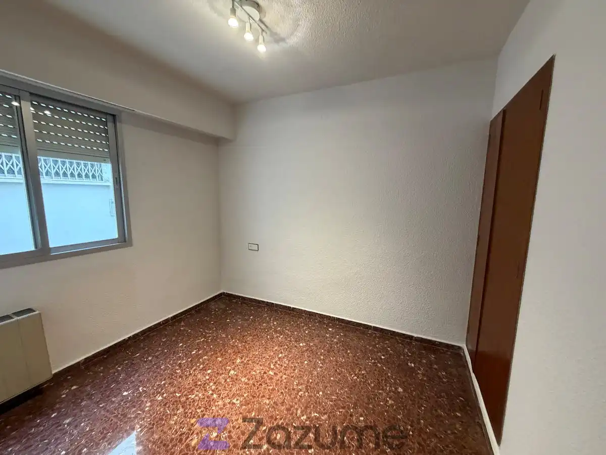 Flat with terrace to rent in Gran Via de les Germanies, imagen 13