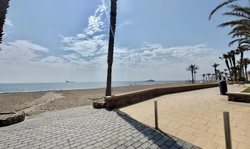 Vista exterior de Casa o xalet en venda en Carboneras amb Terrassa