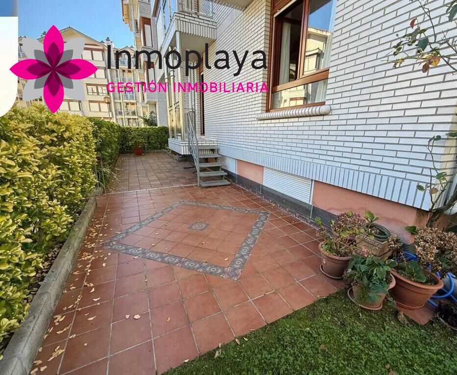 Exterior view of Planta baja for sale in Noja  with Terrace, Balcony and Community pool