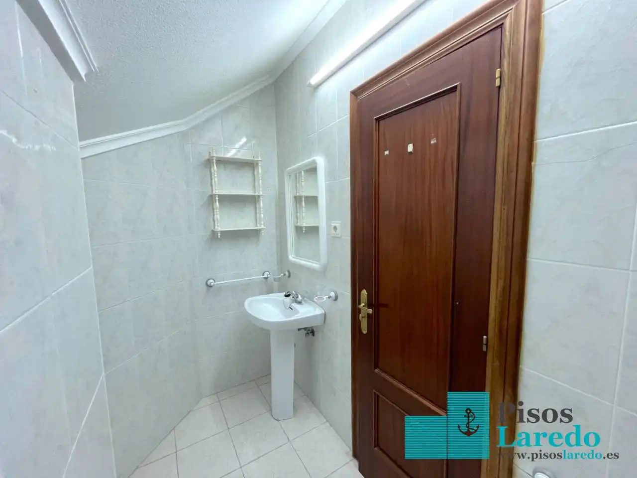 Baño de Dúplex en venta en Noja con Calefacción y Terraza