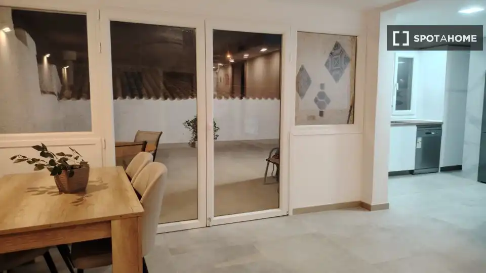 Apartament per a compartir en Alicante / Alacant amb Aire condicionat, Terrassa i Moblat