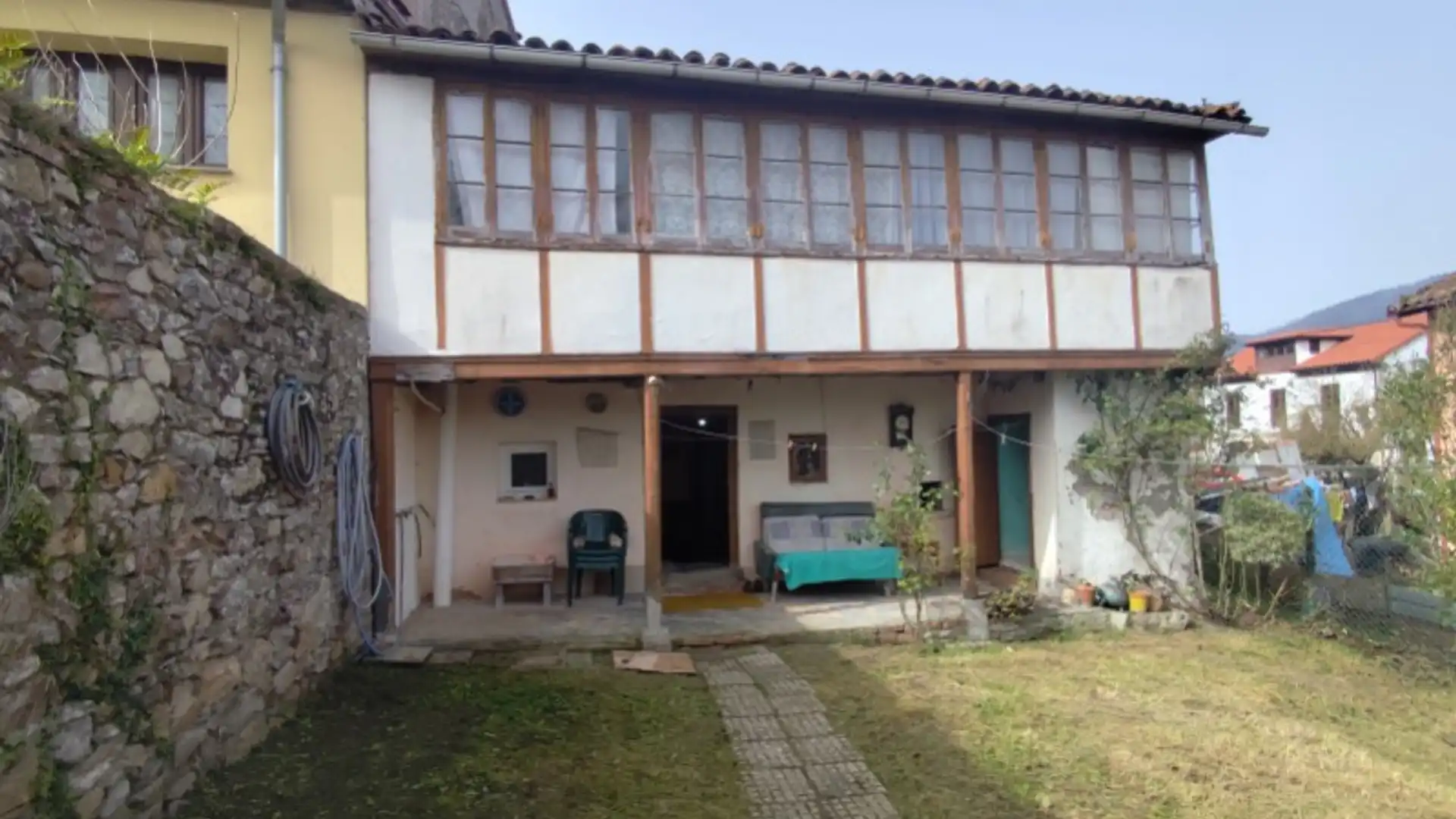 Exterior view of Single-family semi-detached for sale in Pravia  with Storage room and Furnished