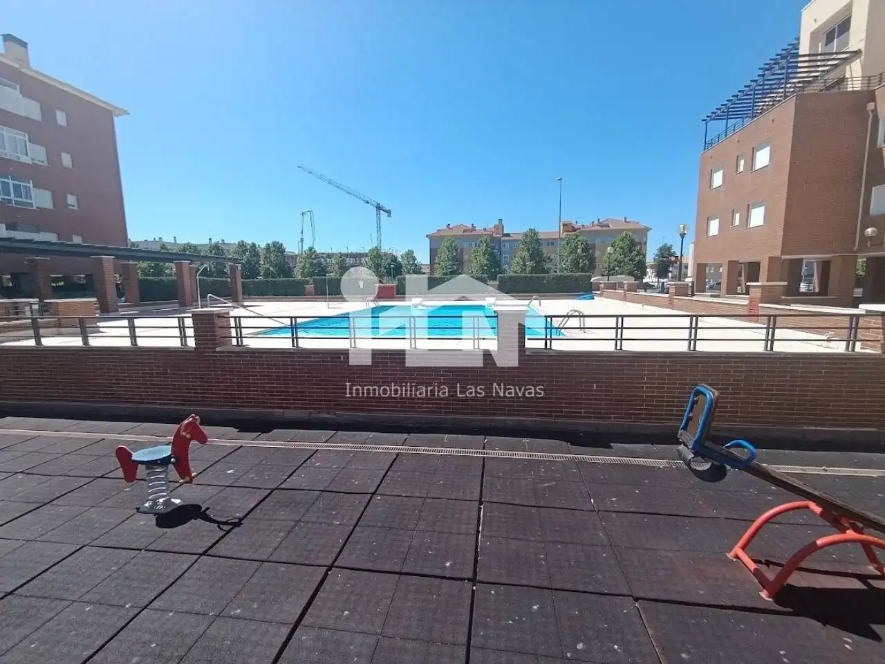 Piscina de Pis en venda en Ávila amb Calefacció, Traster i Piscina comunitària