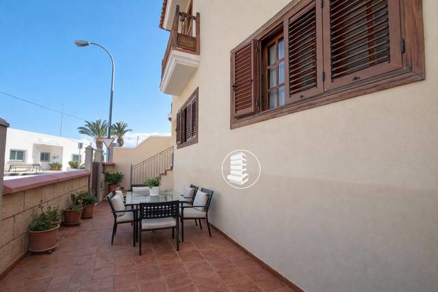 Casa adosada en Venta en Igueste de Candelaria