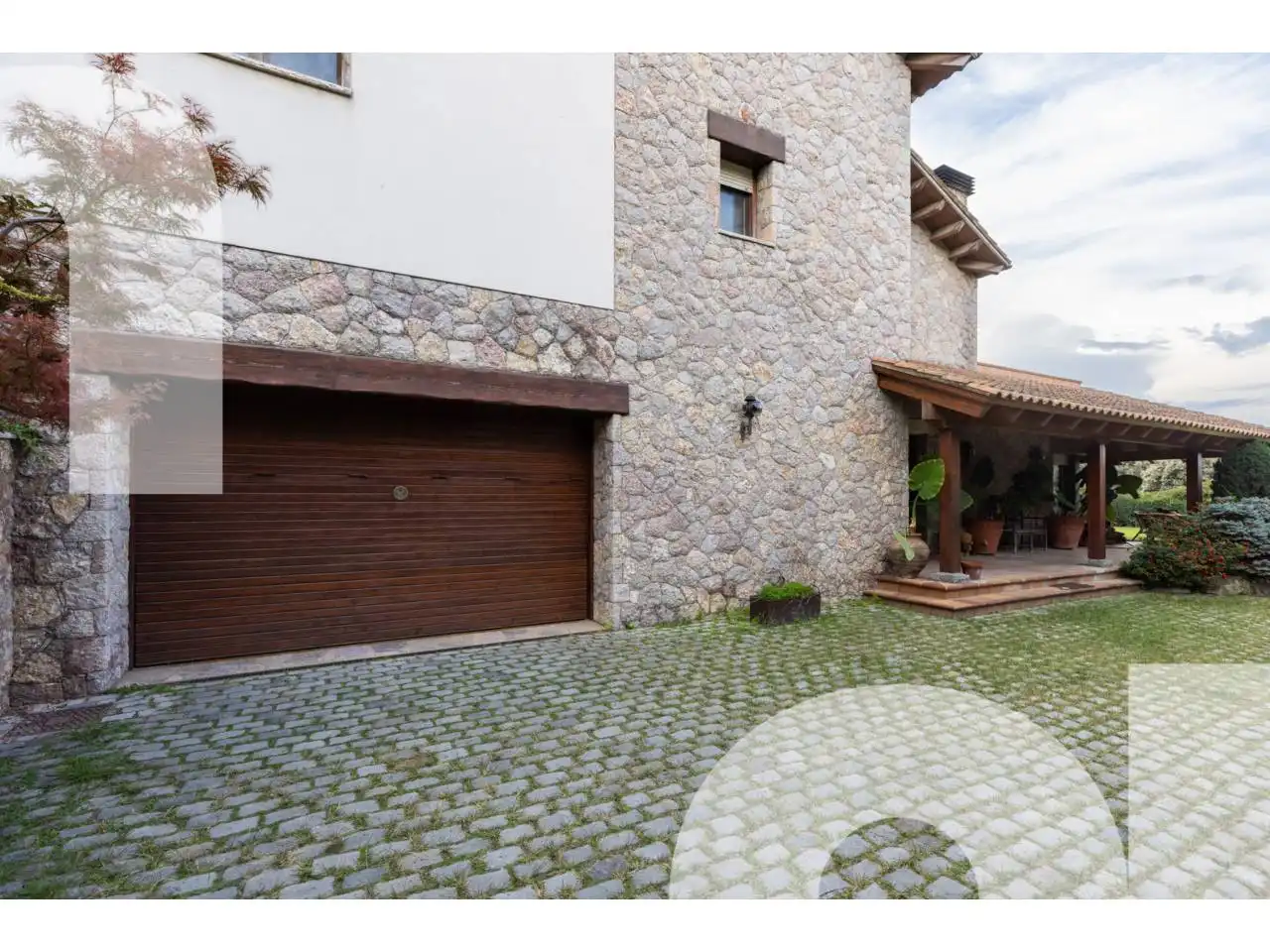 Vista exterior de Casa o chalet de alquiler en Santa Eulàlia de Ronçana con Calefacción, Jardín privado y Terraza
