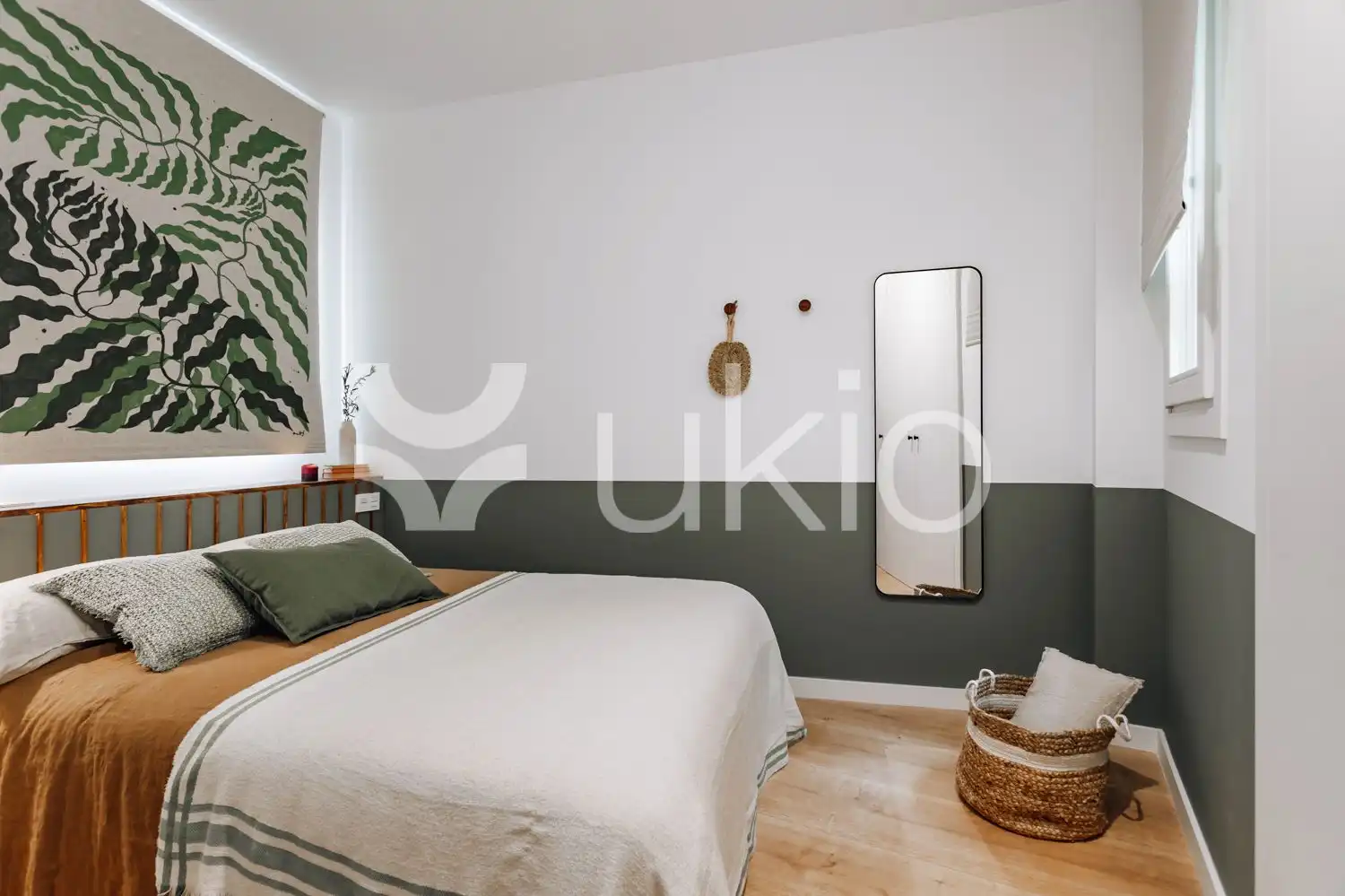 Schlafzimmer von Wohnungen zur Miete in Barcelona mit Klimaanlage, Heizung und Terrasse