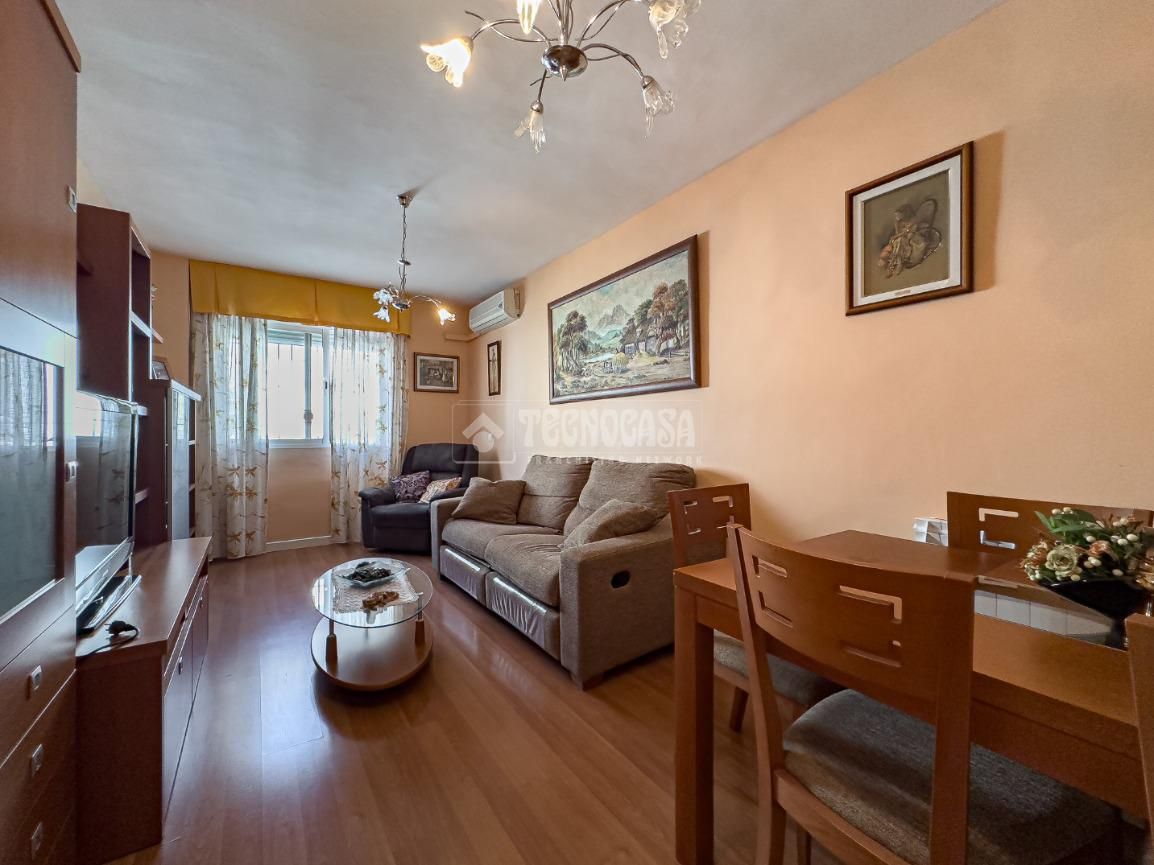 Wohnzimmer von Wohnung zum verkauf in Cúllar Vega mit Möbliert und Balkon