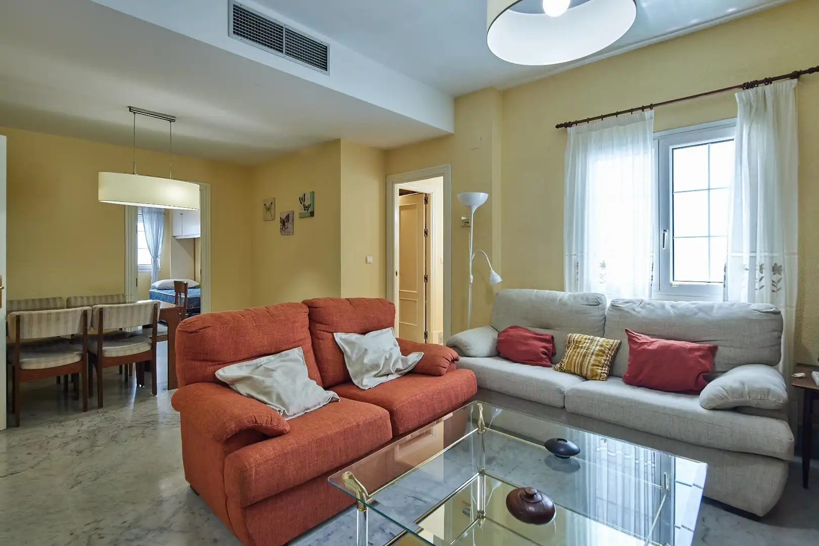 Sala de estar de Piso en venta en Cádiz con Aire acondicionado y Amueblado