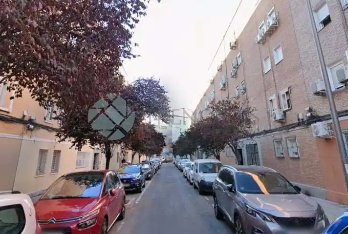 Vista exterior de Piso en venta en  Madrid Capital