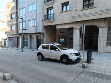 Local commercial à vendre à Lalín