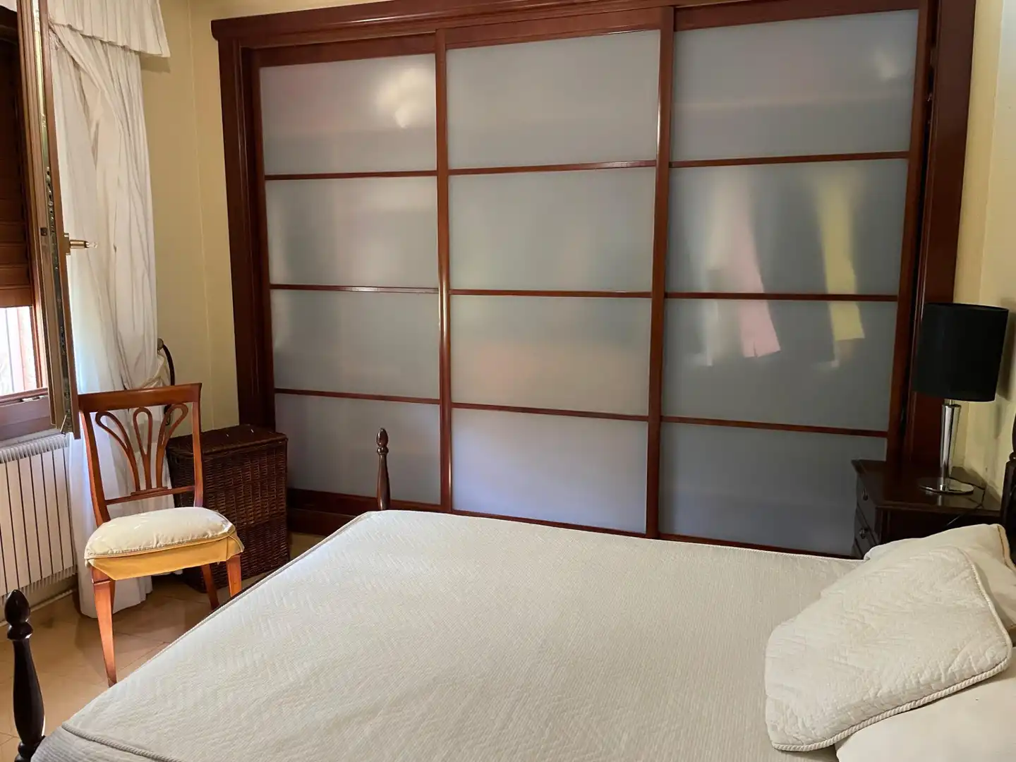 Habitación de Casa o chalet en venta en Petrer con Aire acondicionado, Calefacción y Jardín privado