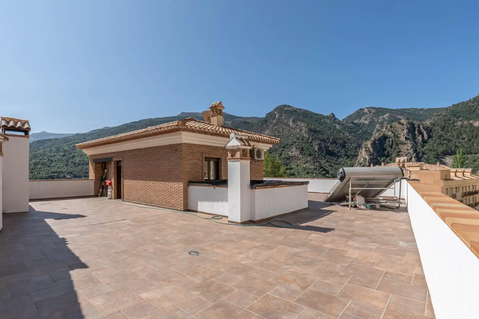 Inmuebles singulares en venta en Güéjar Sierra, imagen 93
