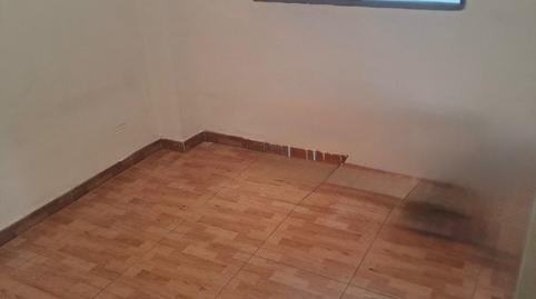 Foto 3 de Piso en venta en Héroe de Sostoa, 85, Parque Ayala - Jardín de la Abadía - Huelín, Málaga
