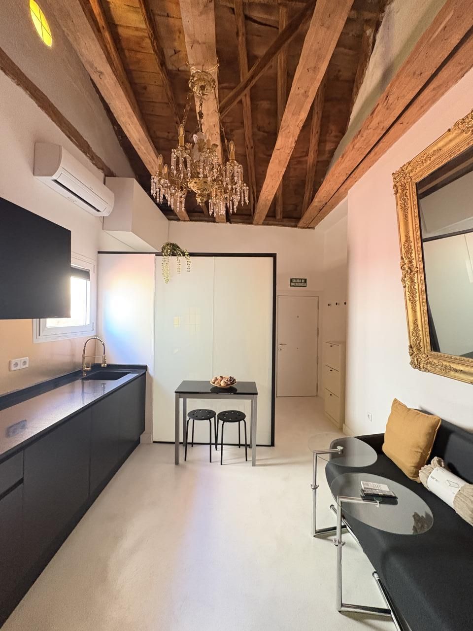 1 hab, 28m² en Universidad - Malasaña, Centro,  Madrid Capital - Image 4