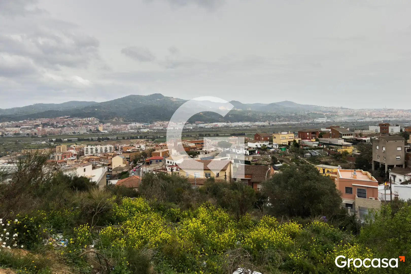 Exterior view of Flat for sale in Sant Vicenç Dels Horts  with Air Conditioner, Heating and Terrace