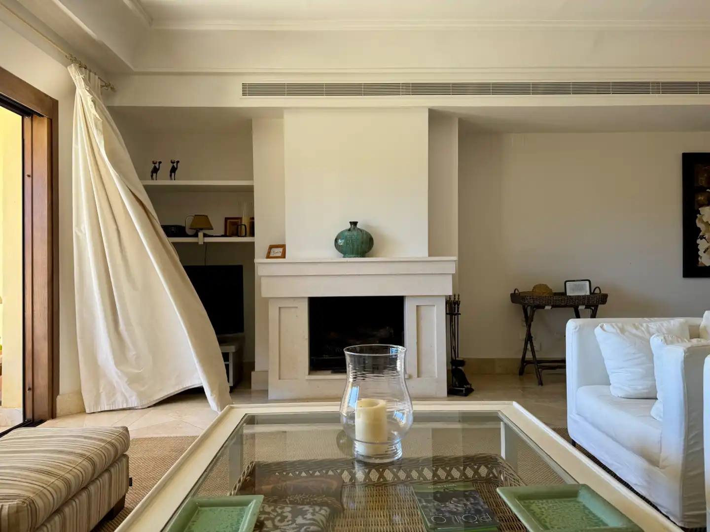 Living room of Flat for sale in Sotogrande  with Air Conditioner, Heating and Private garden