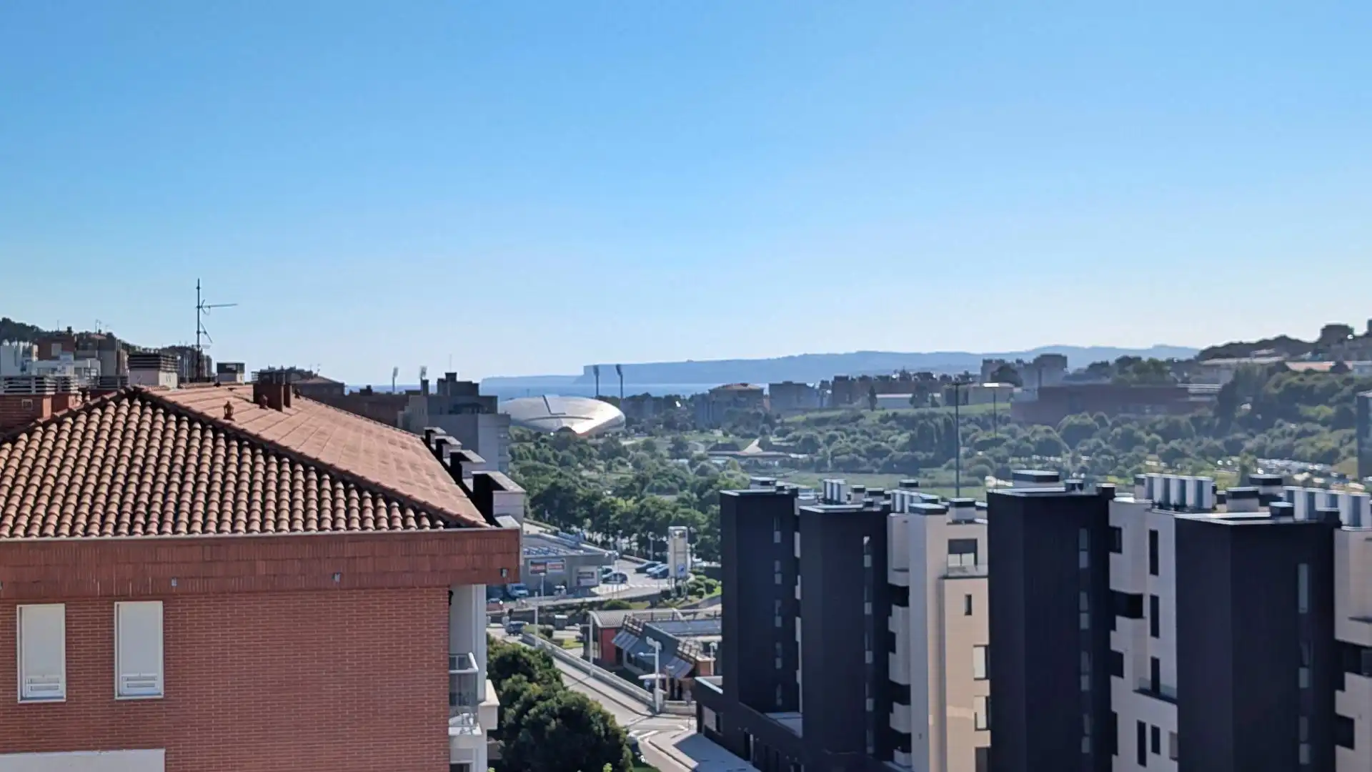Außenansicht von Dachboden zum Verkauf in Santander mit Heizung, Terrasse und Abstellraum