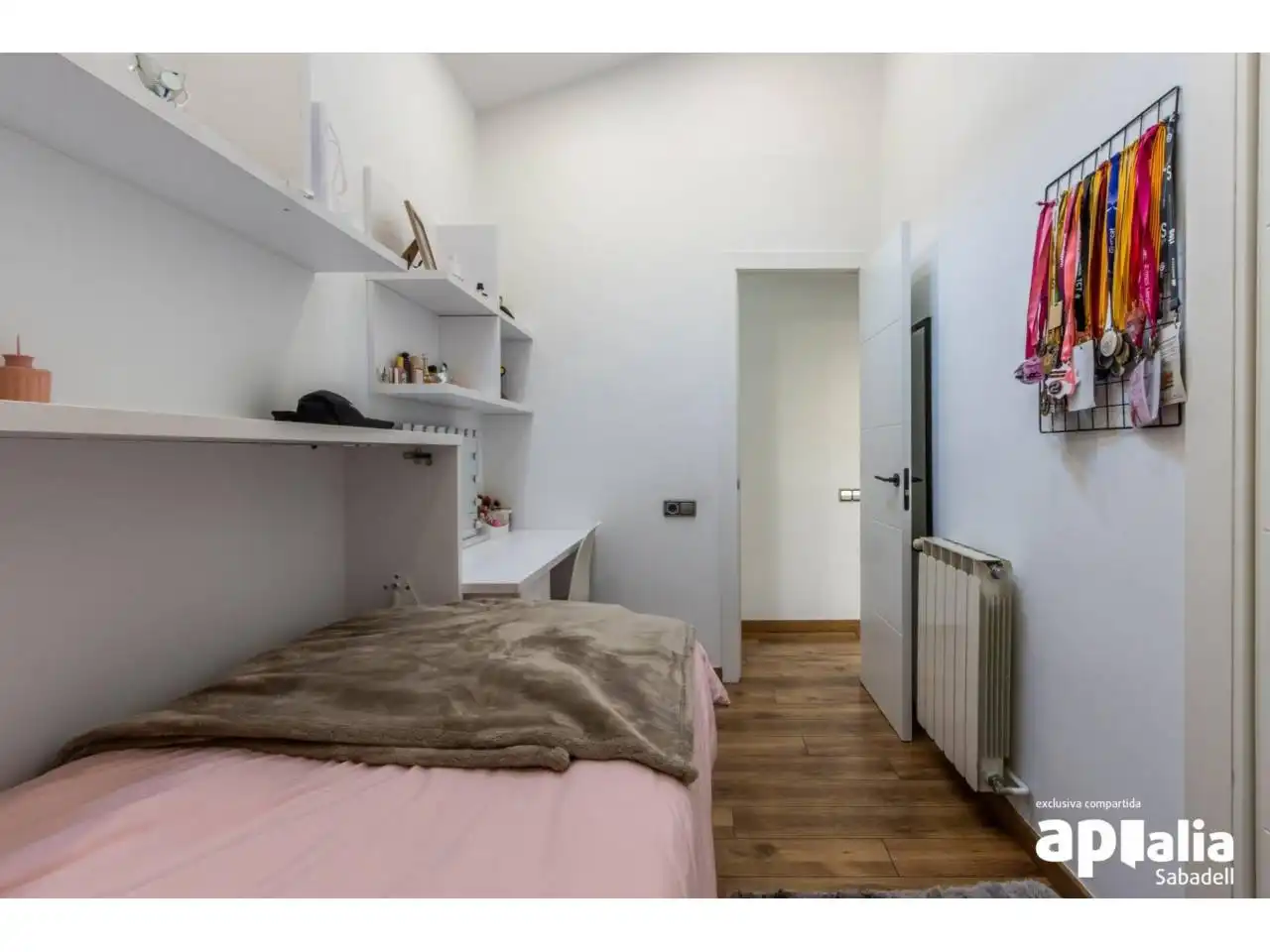 Dormitori de Casa o xalet en venda en Sabadell amb Aire condicionat, Calefacció i Parquet