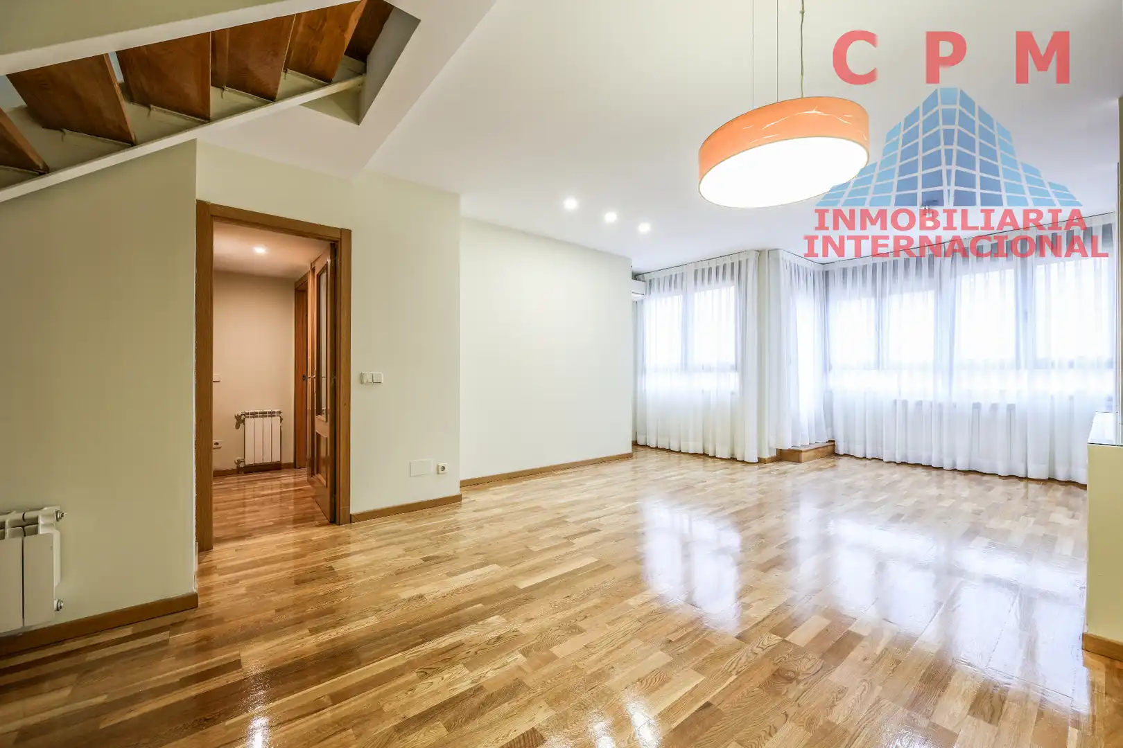 Sala de estar de Dúplex de alquiler en Madrid con Aire acondicionado, Calefacción y Parquet