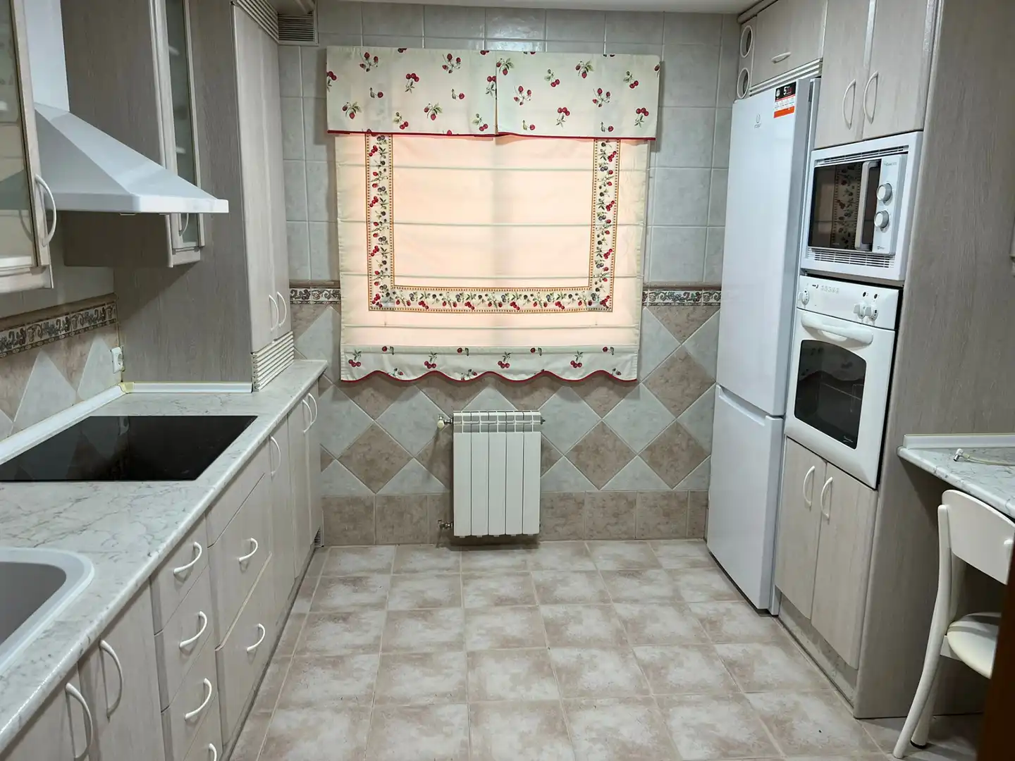 Duplexes for rent in Calle Sancho Panza, El Torreón - Los Ángeles - El Pilar