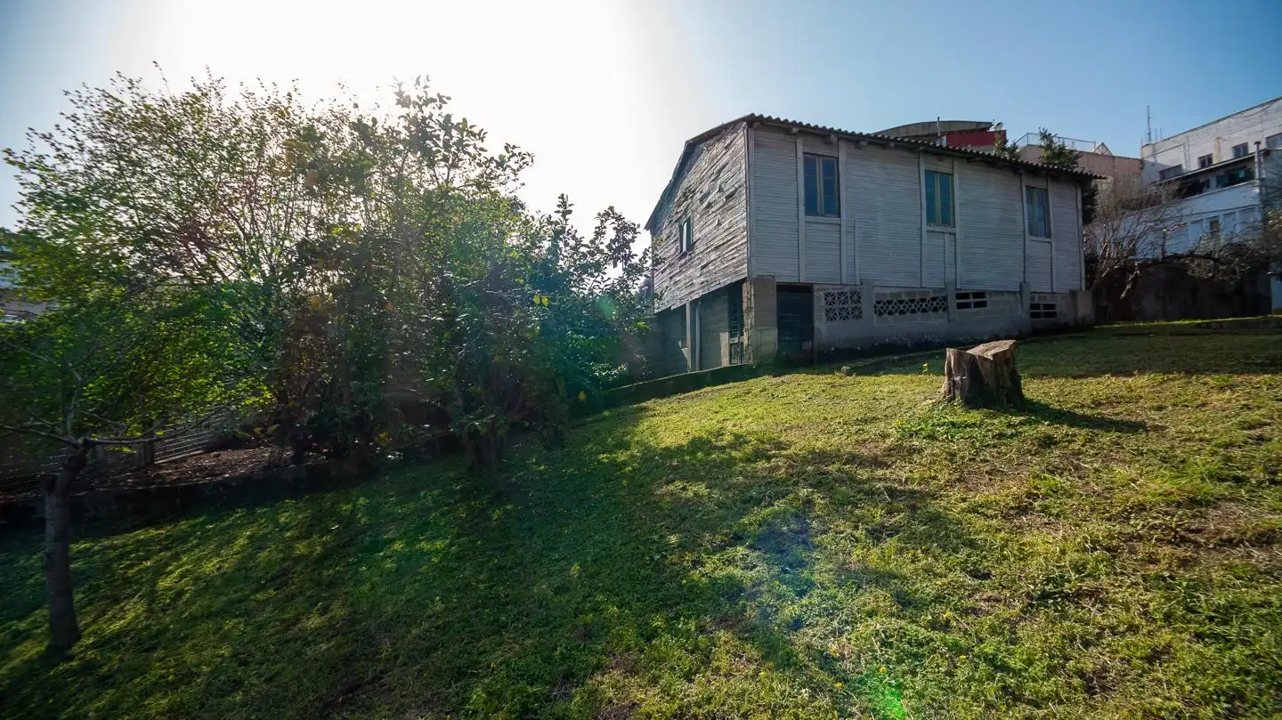 Vista exterior de Casa o chalet en venta en A Coruña Capital  con Jardín privado