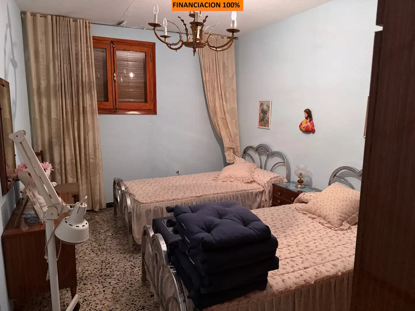 Dormitori de Casa o xalet en venda en Ibdes amb Calefacció, Moblat i Forn