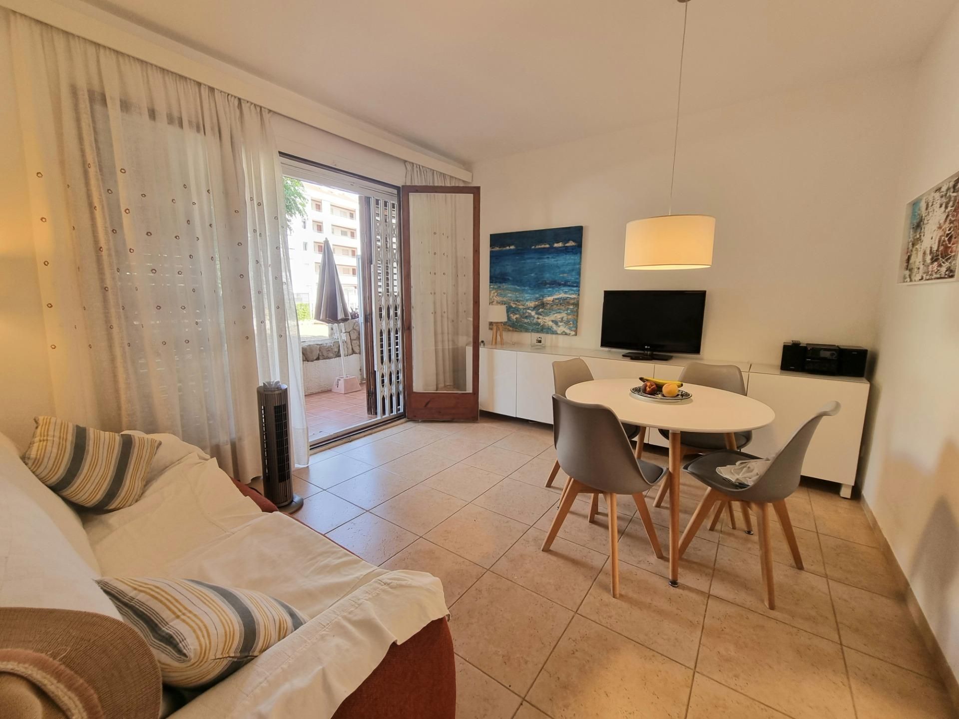 Sala de estar de Planta baja en venta en Torredembarra con Jardín privado, Terraza y Balcón