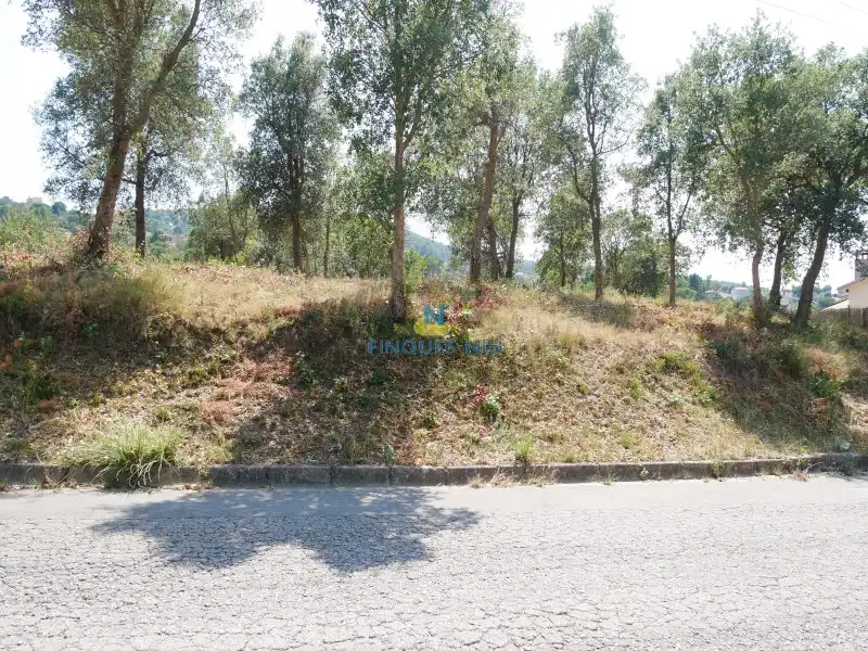 Residential land for sale in Montbarbat