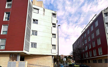 Vista exterior de Casa o xalet en venda en Talavera de la Reina amb Balcó