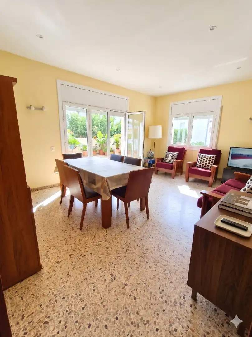 Esszimmer von Haus oder Chalet zum Verkauf in Vilanova i la Geltrú mit Heizung, Privatgarten und Terrasse