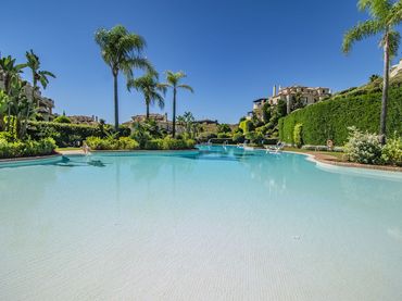 Apartament amb piscina en venda a Los Arqueros  - Puerto del Almendro