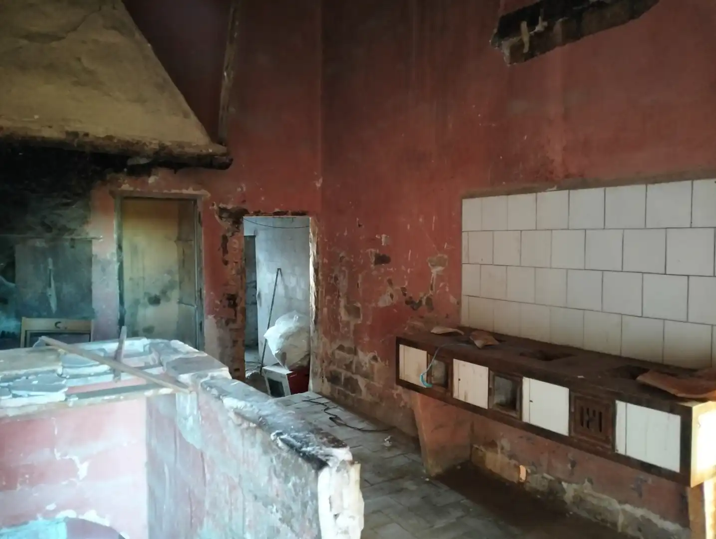 Cocina de Casa adosada en venta en Bàscara con Jardín privado, Terraza y Balcón