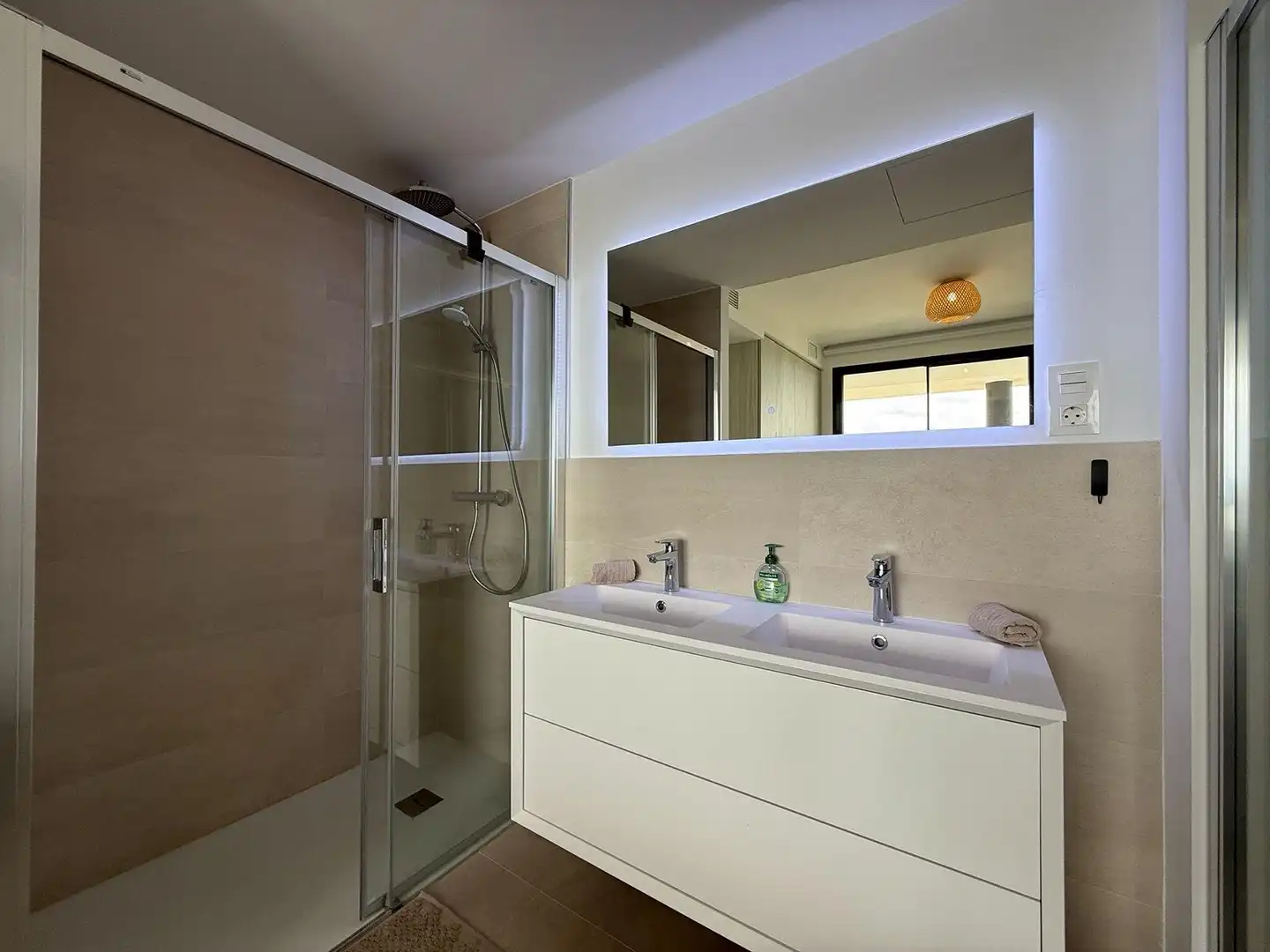 Apartamento con piscina en venta en Las Gaviotas  - Carvajal, imagen 24