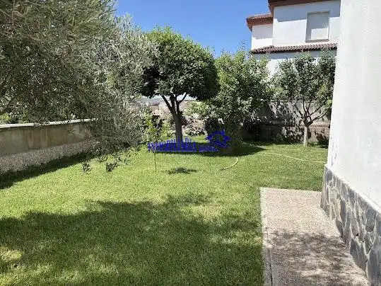 Xalet amb piscina en venda a Andújar, imagen 3
