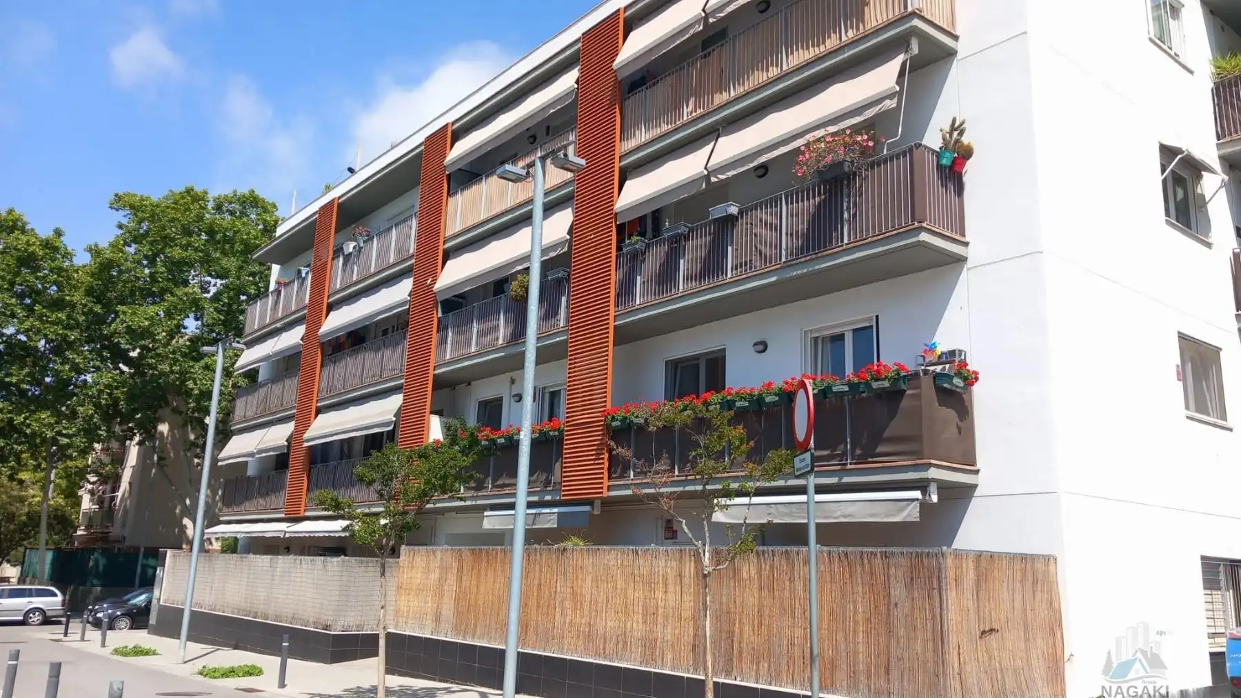 Pis amb ascensor en venda a Turia 3