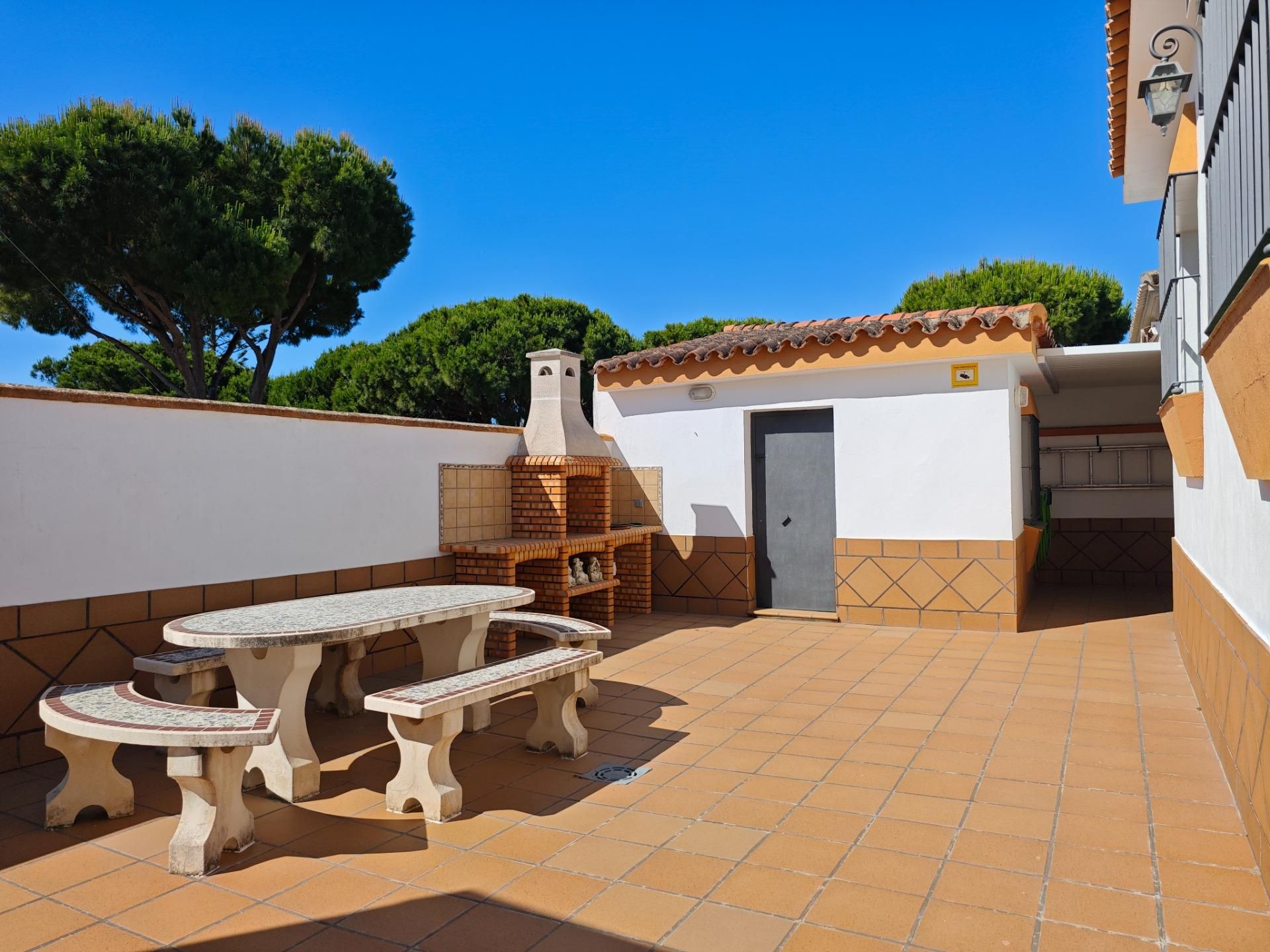 Jardí de Casa o xalet en venda en Chiclana de la Frontera amb Aire condicionat, Calefacció i Jardí privat