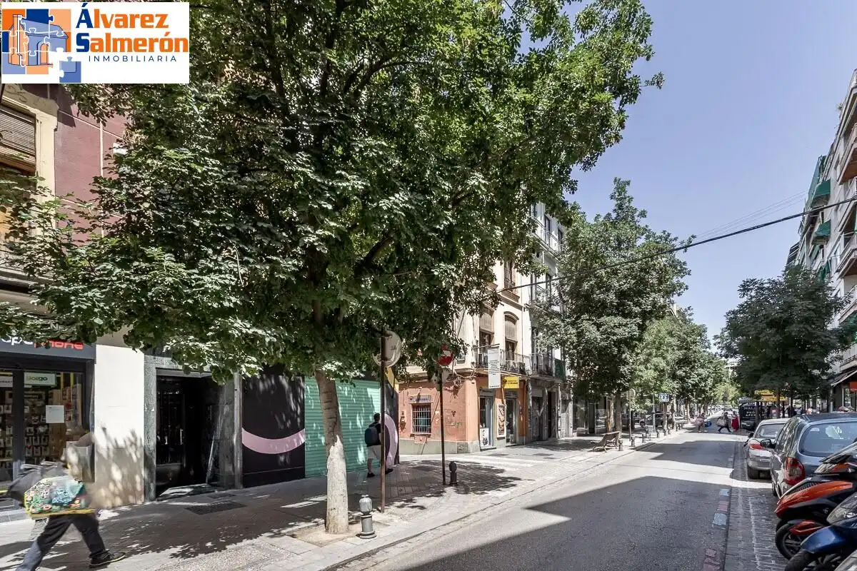 Vista exterior de Ático en venta en Granada con Terraza