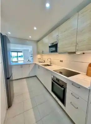 Kitchen of Flat for sale in Selwo