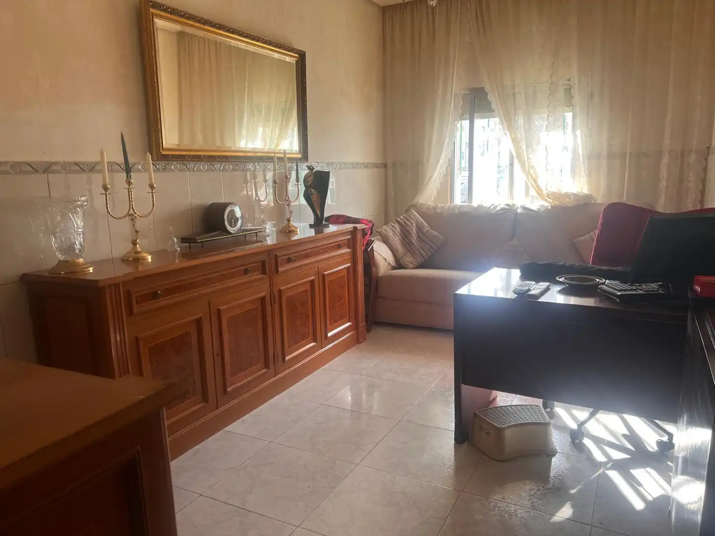 Sala d'estar de Pis en venda en Leganés amb Moblat