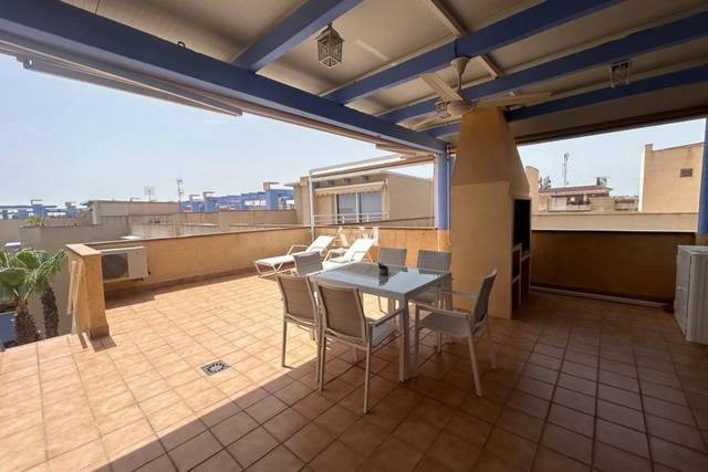 Piso en Alquiler en Aguamarina