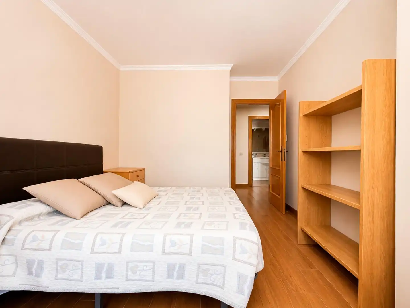Habitación de Piso en venta en Valencia con Aire acondicionado y Calefacción