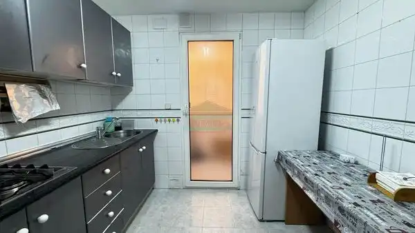Küche von Wohnung zur Miete in Granada mit Klimaanlage, Heizung und Waschmaschine