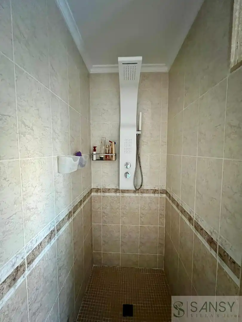 Bathroom of Houses for sale in Jávea / Xàbia  with Air Conditioner, Heating and Terrace