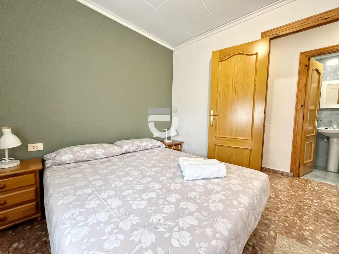 Schlafzimmer von Haus oder Chalet zum Verkauf in Oliva mit Klimaanlage, Heizung und Terrasse